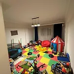 Sheraton Luxurious Apartment - Near Airport